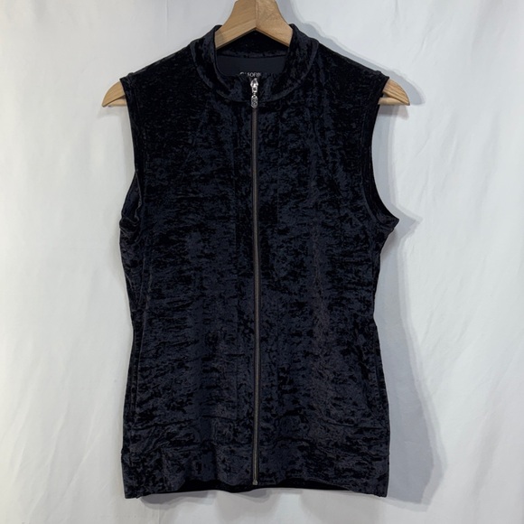 🦀 Sofibella  Black crushed Velvet Zip Vest - Picture 1 of 5